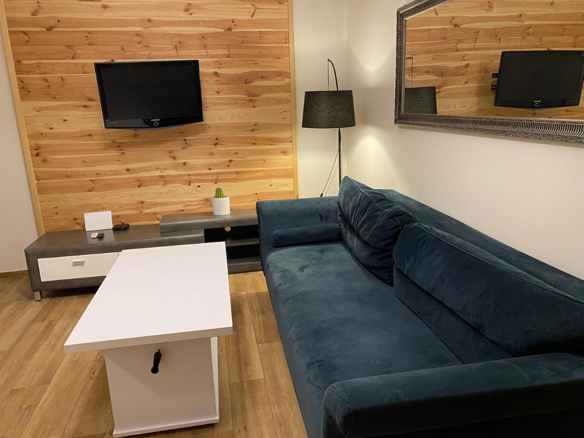 Maleckiego 21b Apartment